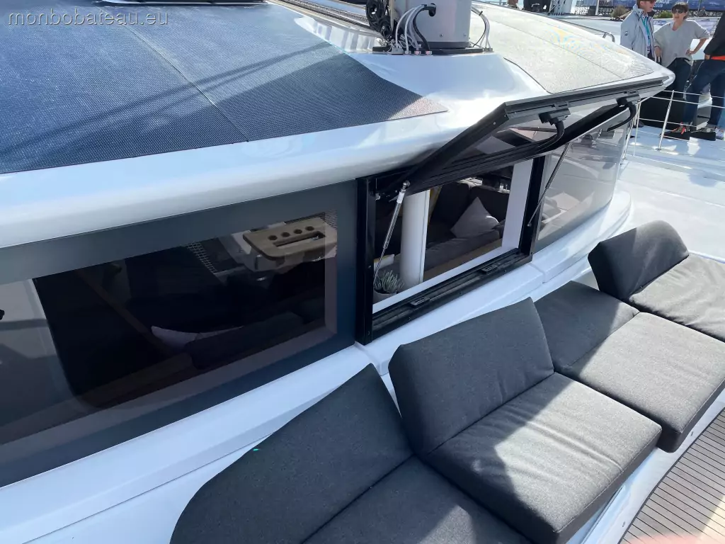 Lagoon 51