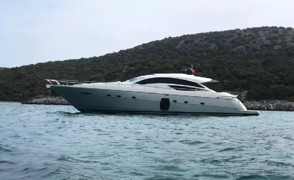 PERSHING 72