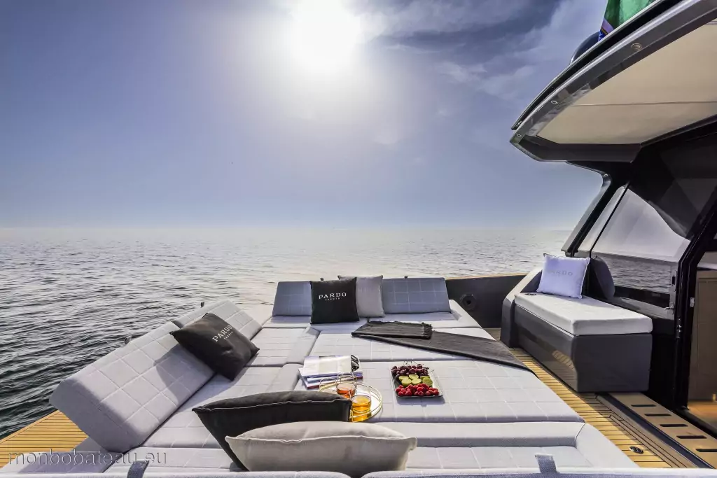 Pardo yachts GT52