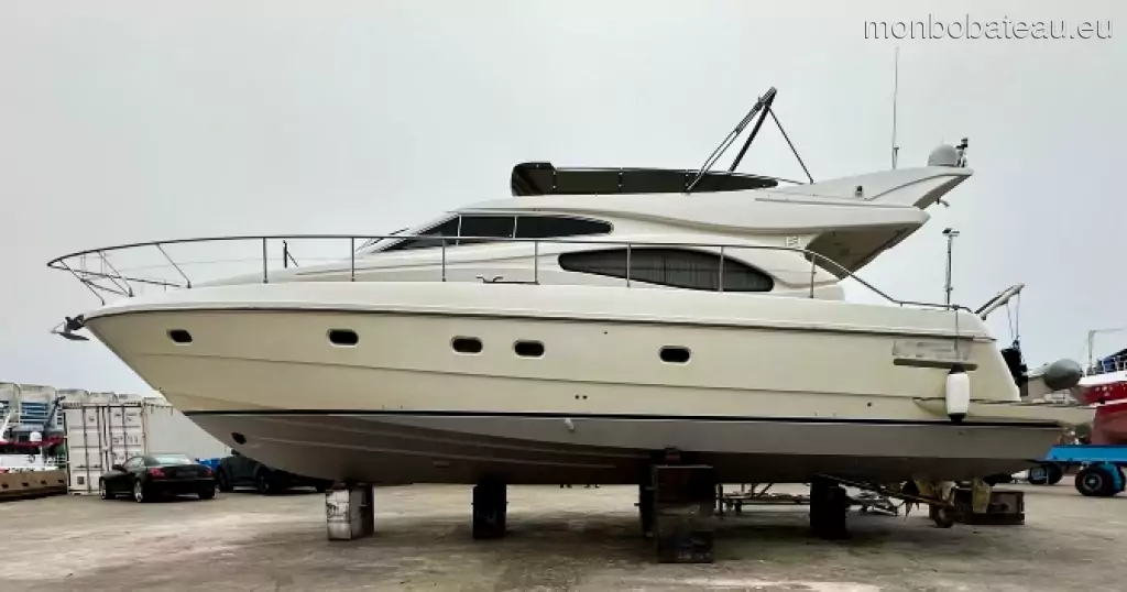 Ferretti  480