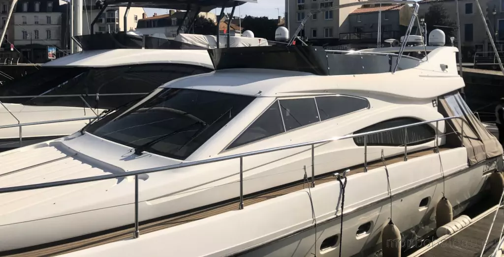 Ferretti  480