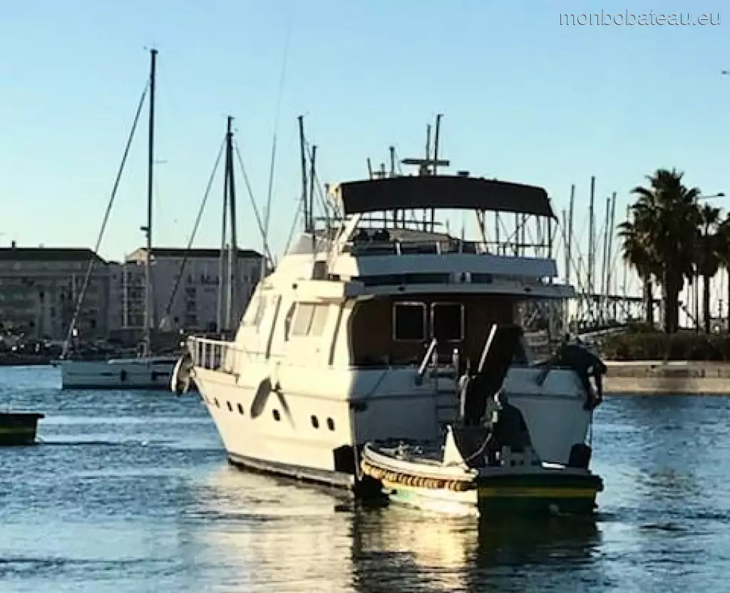 Navar Cantieri 20M Fly