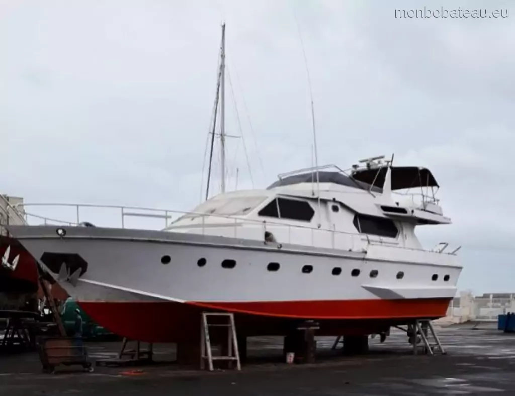 Navar Cantieri 20M Fly