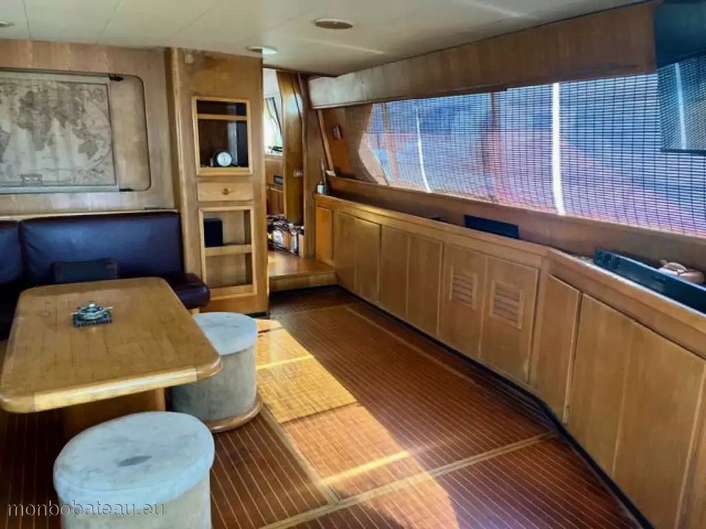 Navar Cantieri 20M Fly