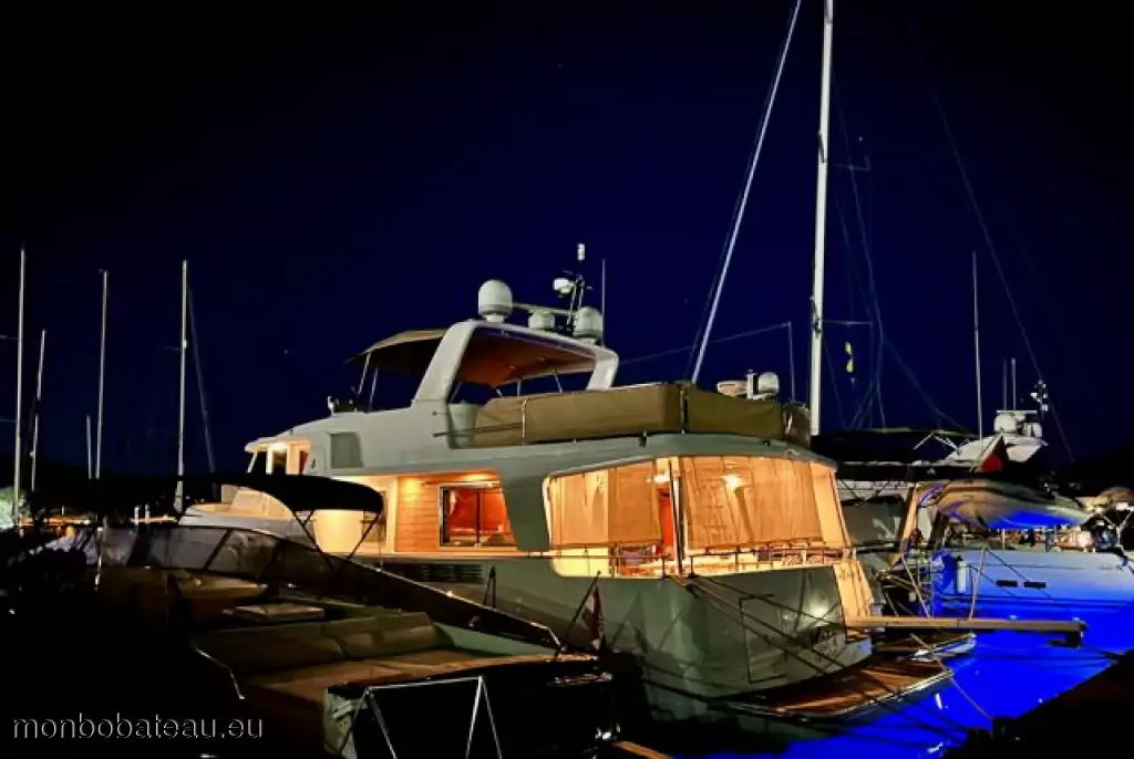 Beneteau SWIFT TRAWLER 5