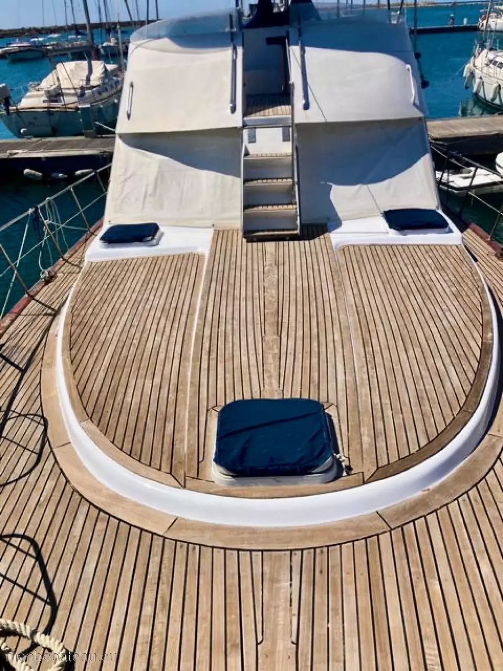 KONG AND HALVER ISLAND GYPSY 44