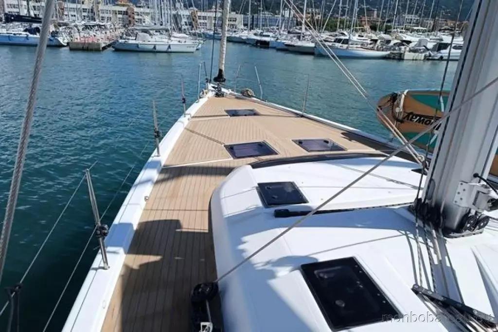Dufour Yachts 530