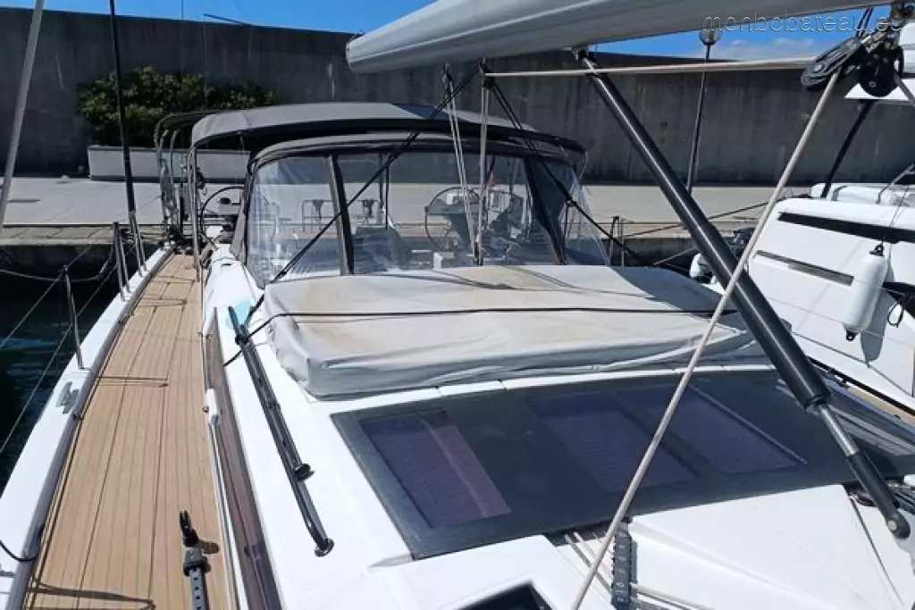 Dufour Yachts 530
