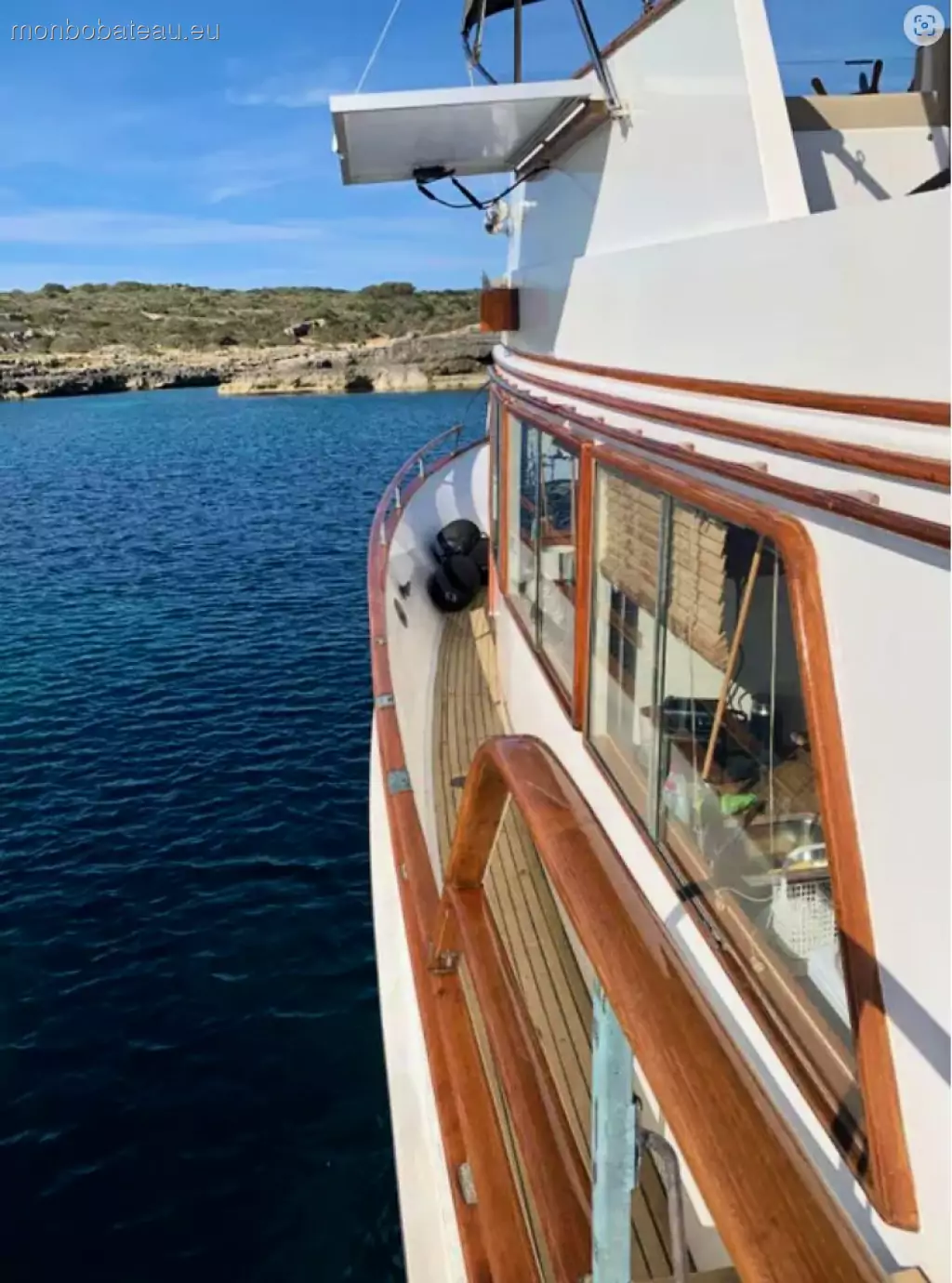 KONG AND HALVER ISLAND GYPSY 44