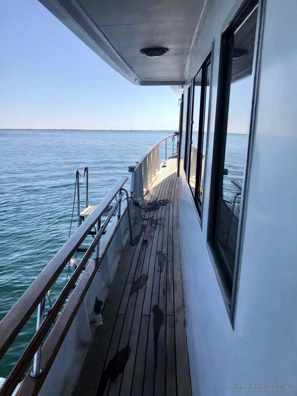 Feadship 18.50