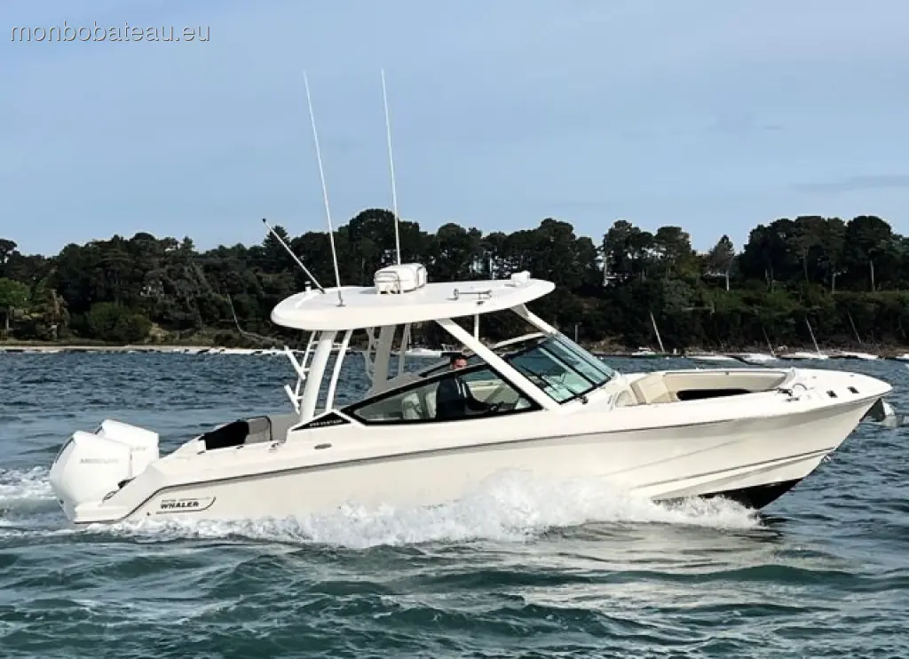 Boston Whaler Vantage 280