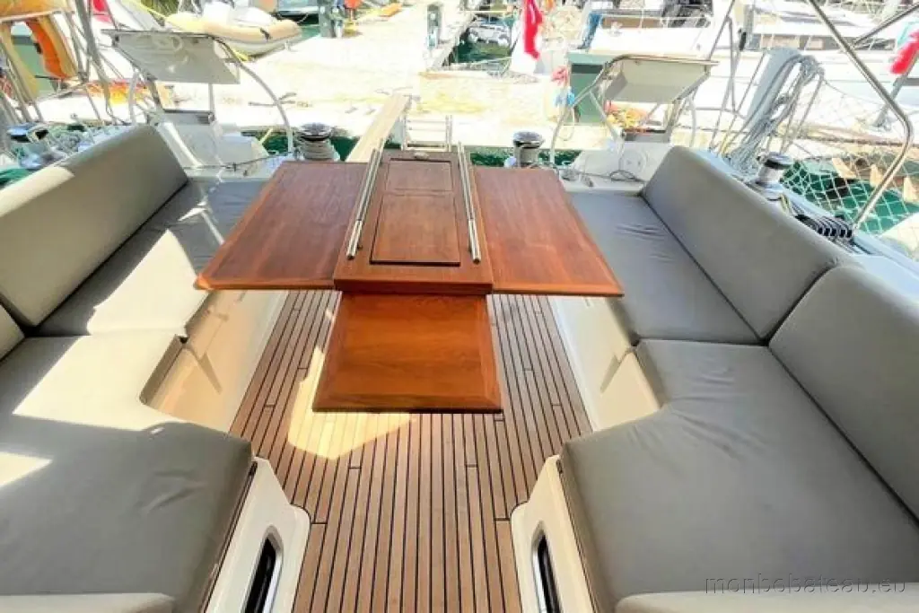 Beneteau OCEANIS 55