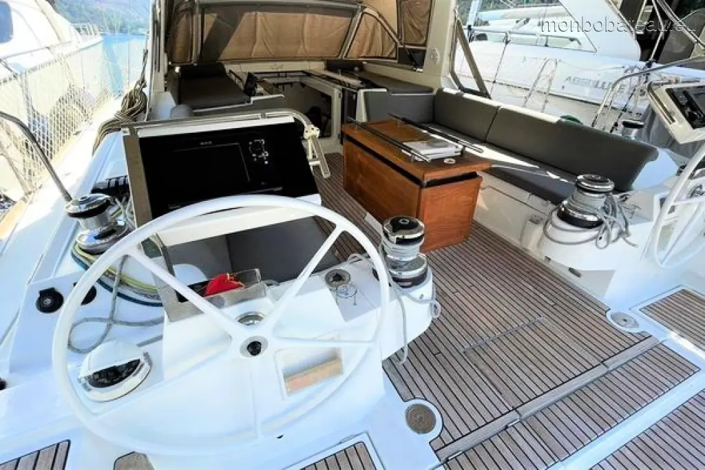 Beneteau OCEANIS 55