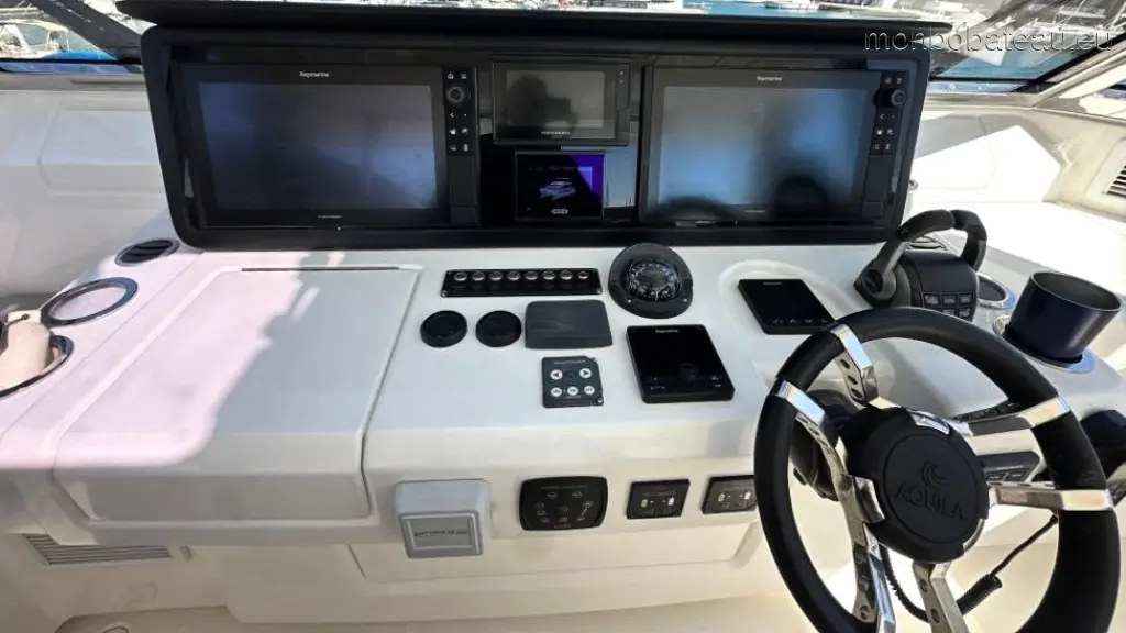 AQUILA 54 yacht
