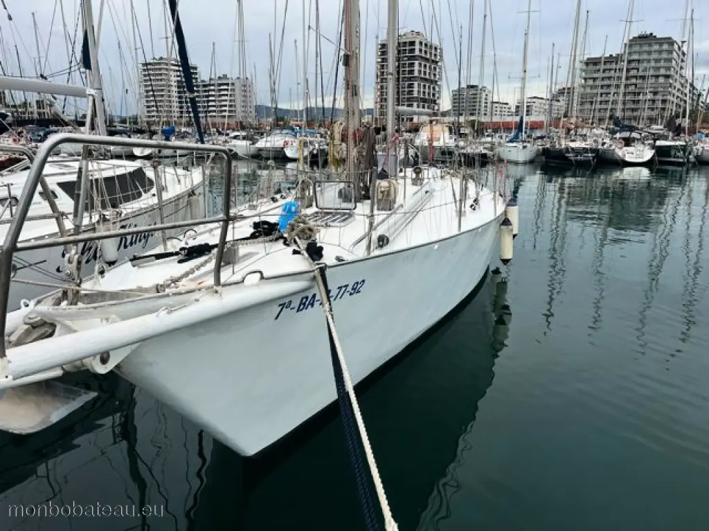 Custom built bo Steel sailing y