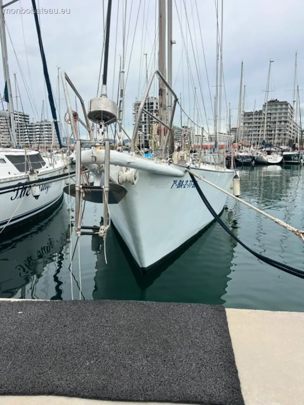 Custom built bo Steel sailing y