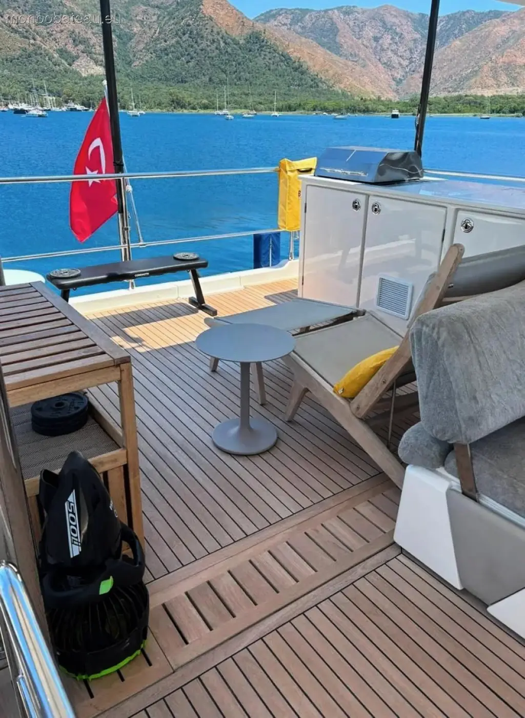 AQUILA 54 yacht